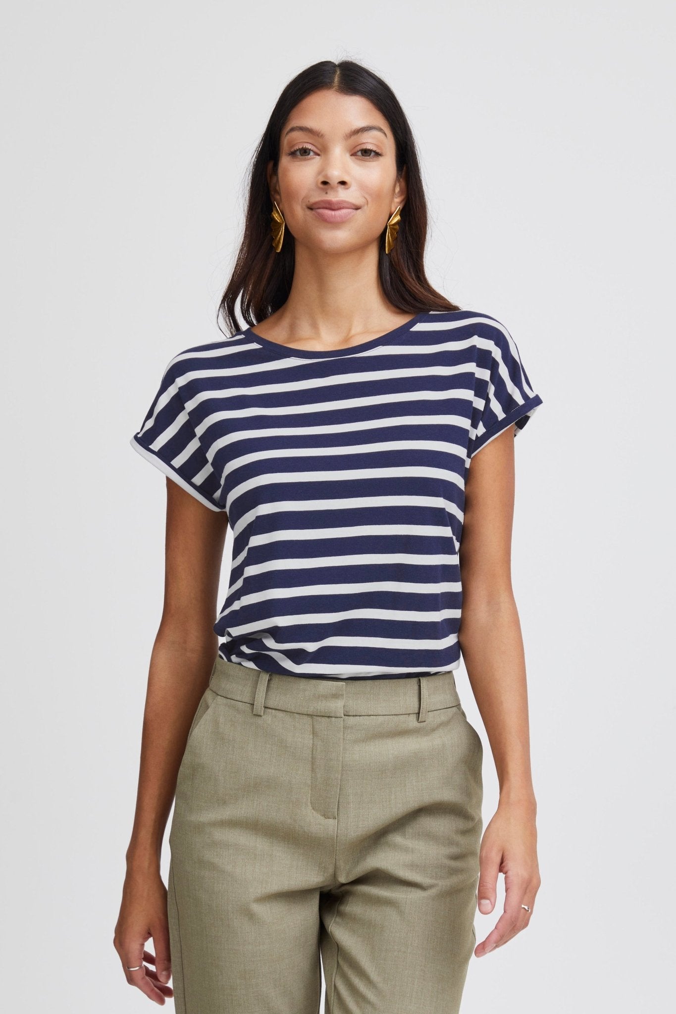 B Young pamila O Neck T-Shirt - Blue Water Clothing
