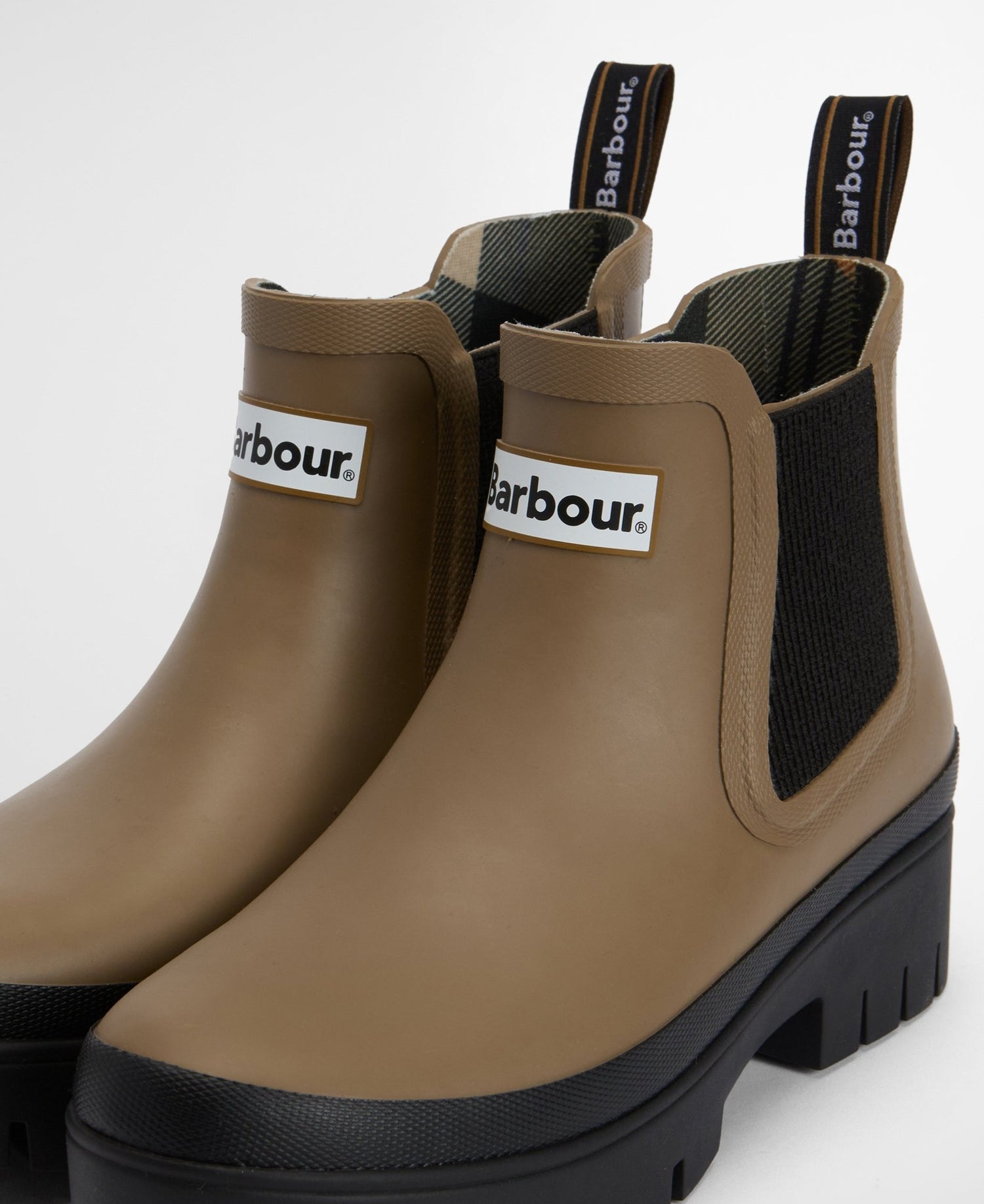 BarbourBarbour Halton Chelsea Welly Military Brown/BlackFootwearOlive/Black - Blue Water Clothing