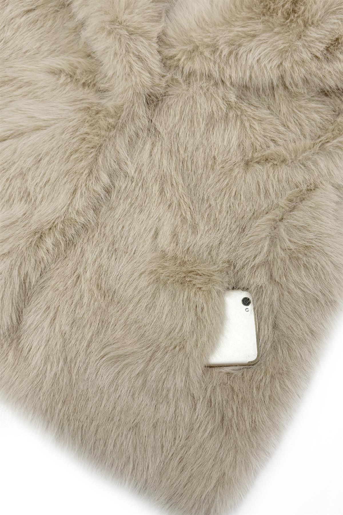 Blue Water ClothingOversized Lapel Faux Fur GiletClothing - Blue Water Clothing