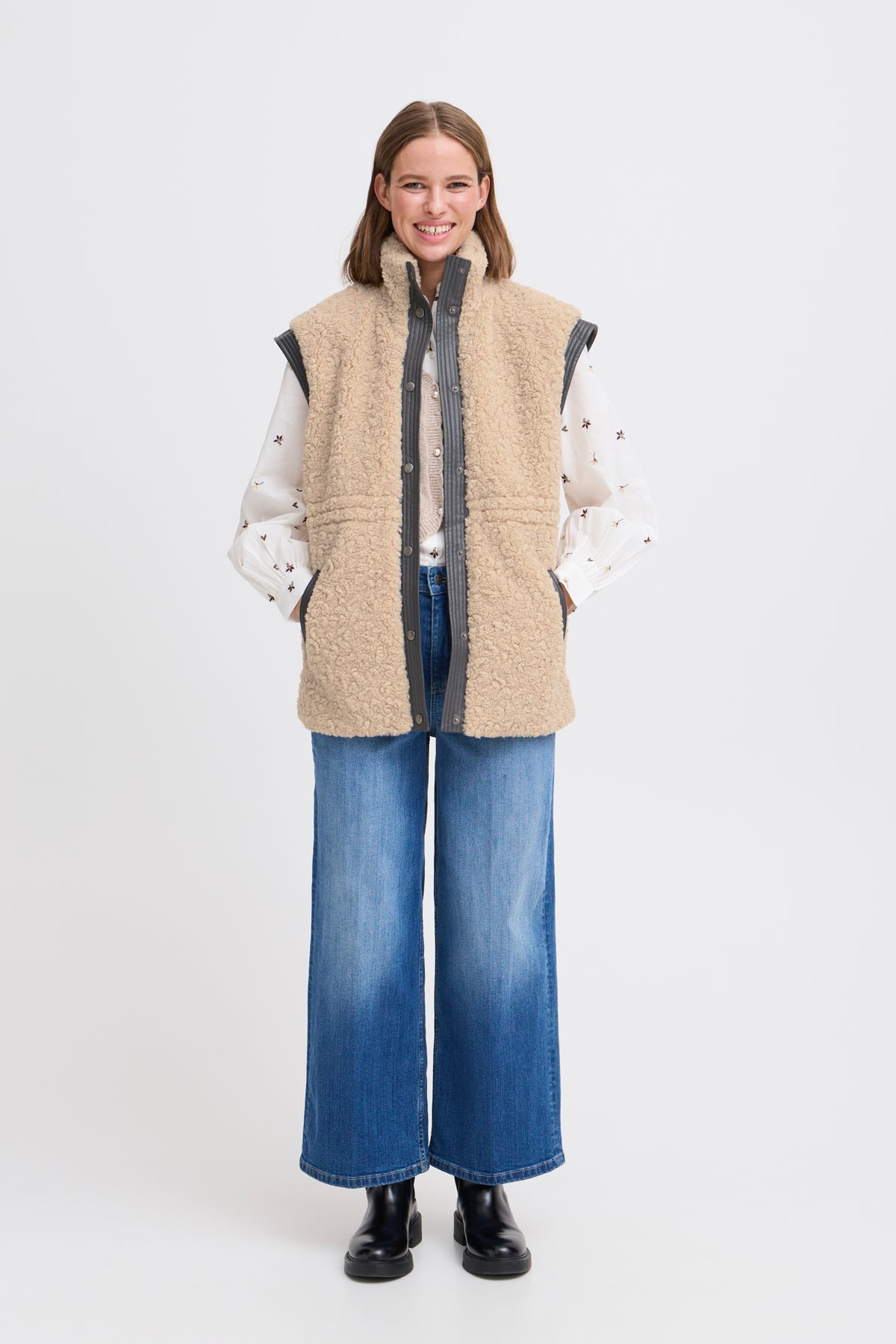 b.youngb.young BYAnamaj Waistcoat 2 HumusClothingHumus - Blue Water Clothing