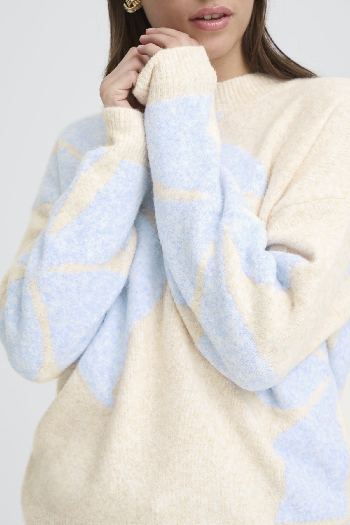 b.youngb.young BYOMEA Flower Jumper 3ClothingDella Robbia Blue - Blue Water Clothing