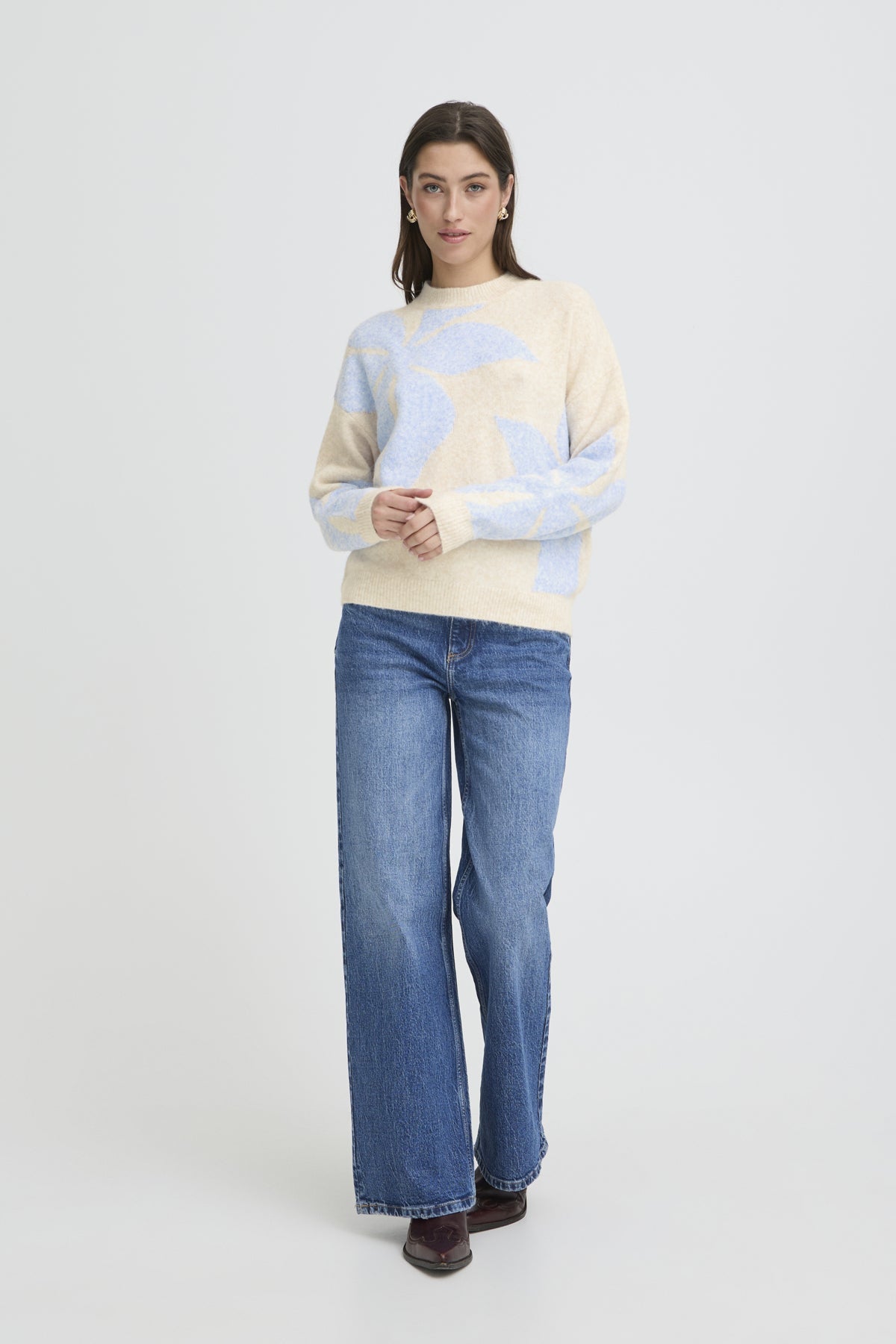 b.youngb.young BYOMEA Flower Jumper 3ClothingDella Robbia Blue - Blue Water Clothing