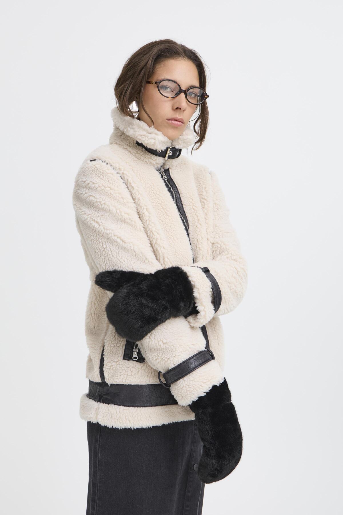 b.youngb.young BYWolfie MittensAccessoriesHumus - Blue Water Clothing