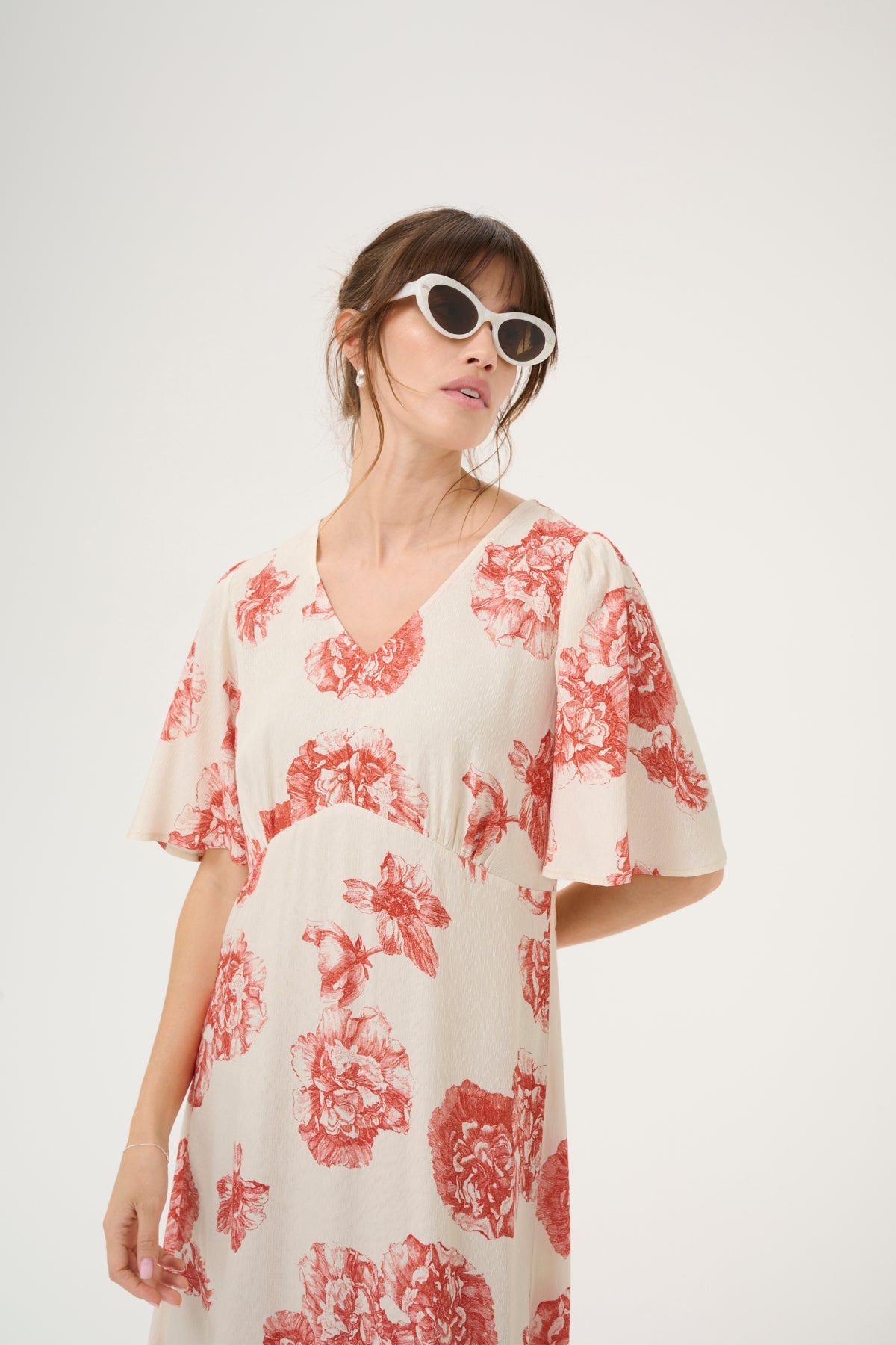 CultureCulture CUalexa Long DressClothingOff White/Red Floral - Blue Water Clothing