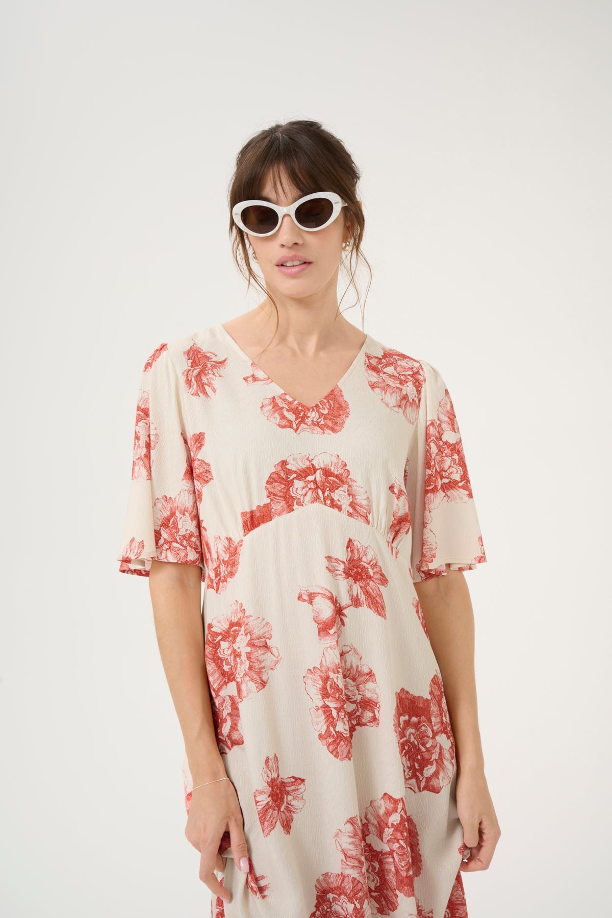 CultureCulture CUalexa Long DressClothingOff White/Red Floral - Blue Water Clothing