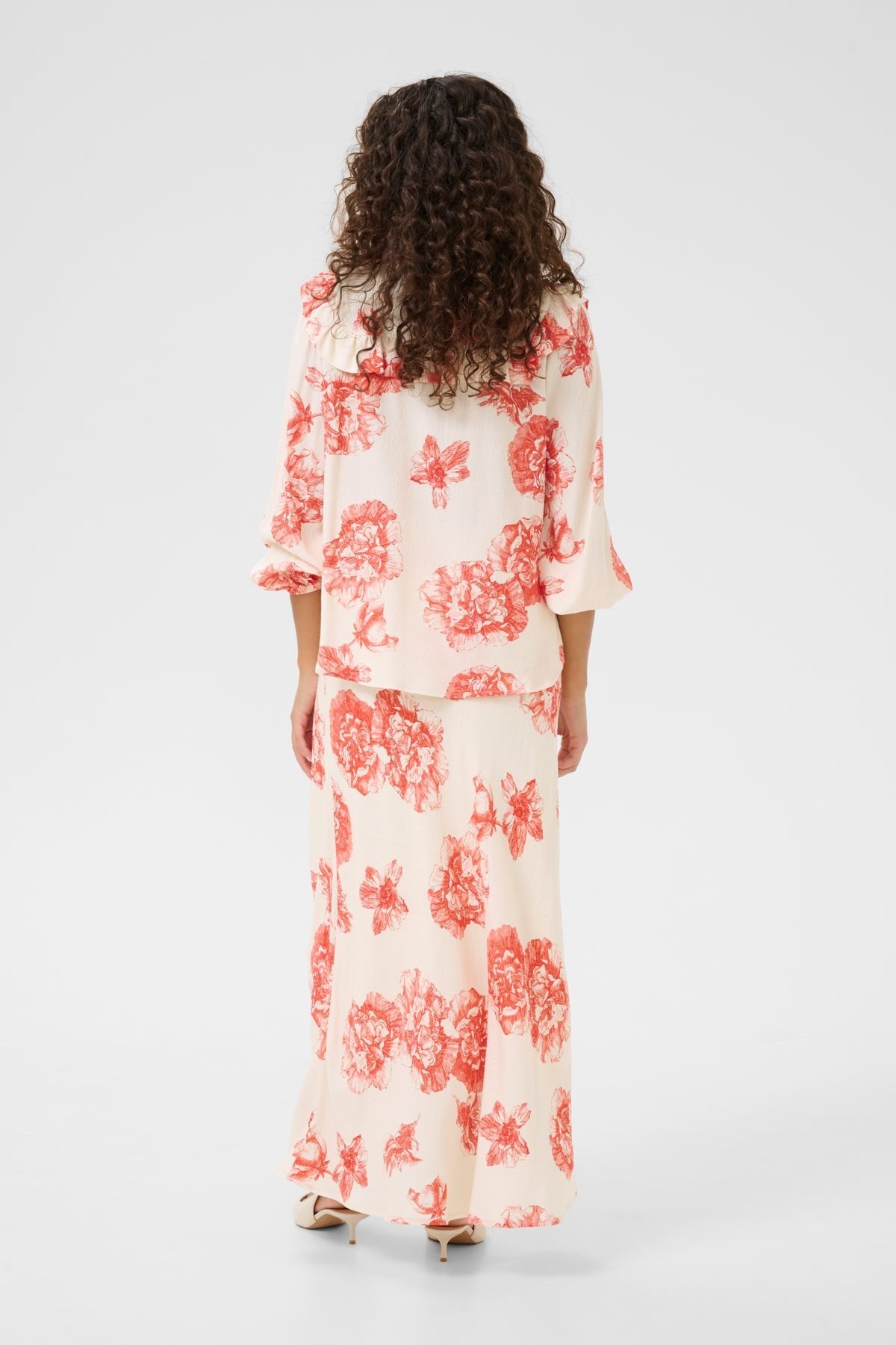 CultureCulture CUalexa ShirtClothingOff White/Red Floral - Blue Water Clothing