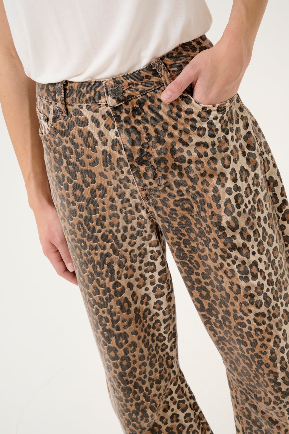 CultureCulture CUaliena PantsClothingLeopard - Blue Water Clothing
