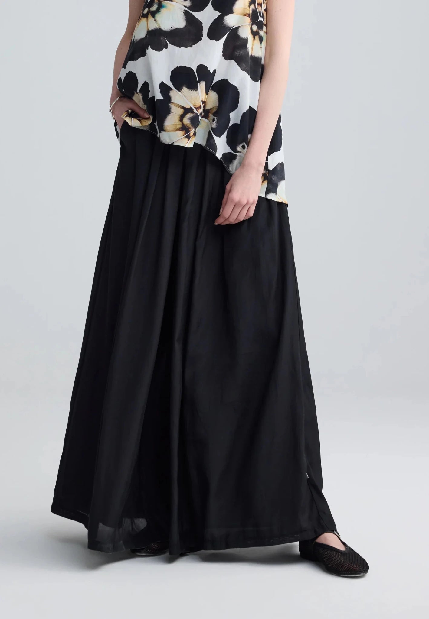 LuukaaLuukaa Auralie Woven TrousersBottomsBlack - Blue Water Clothing