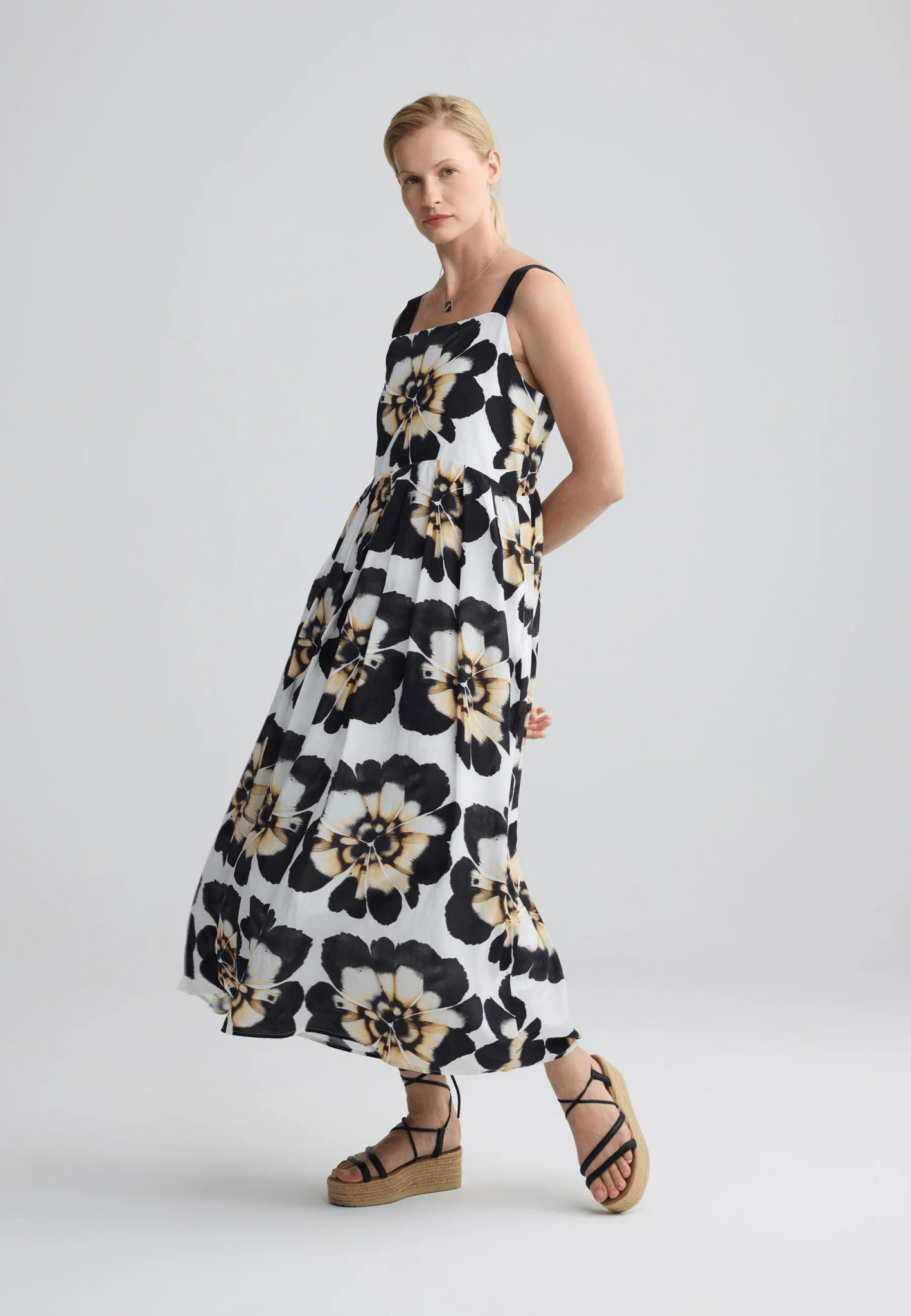 LuukaaLuukaa Inara Woven DressDressesBeige Touch - Blue Water Clothing