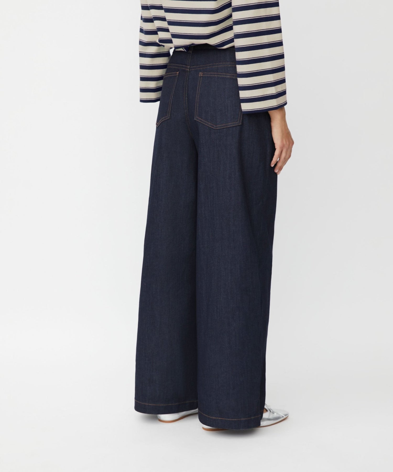 MasaiMasai MaPassang Fitted Jeans Dark DenimBottomsDark Denim - Blue Water Clothing