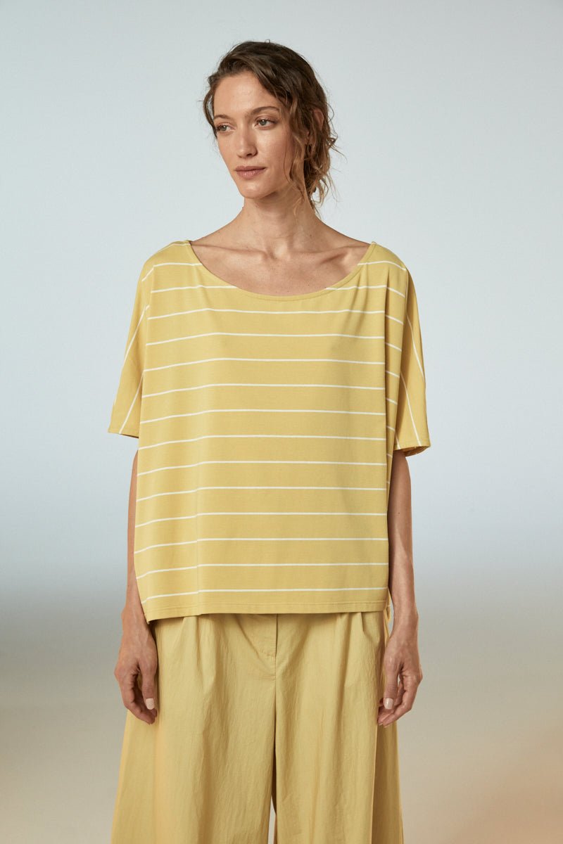 NeiramiNeirami Squared Oversized T-Shirt GoldenClothingGolden - Blue Water Clothing
