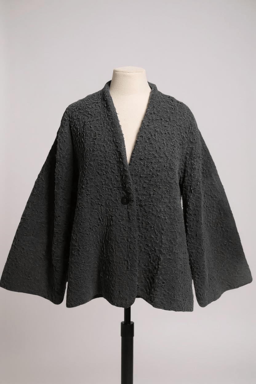 NeiramiNeirami Short Cape Coat BlackCoats & JacketsBlack - Blue Water Clothing