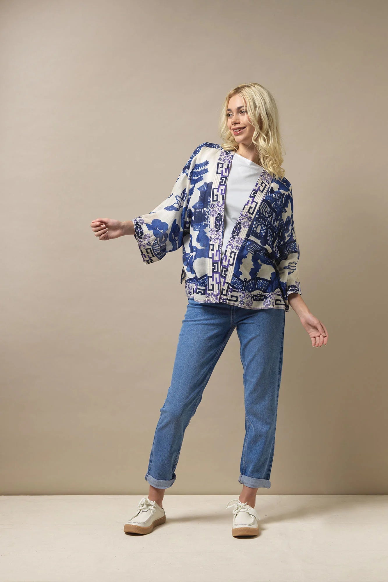 One Hundred Stars Giant Willow Blue Kimono - Blue Water Clothing