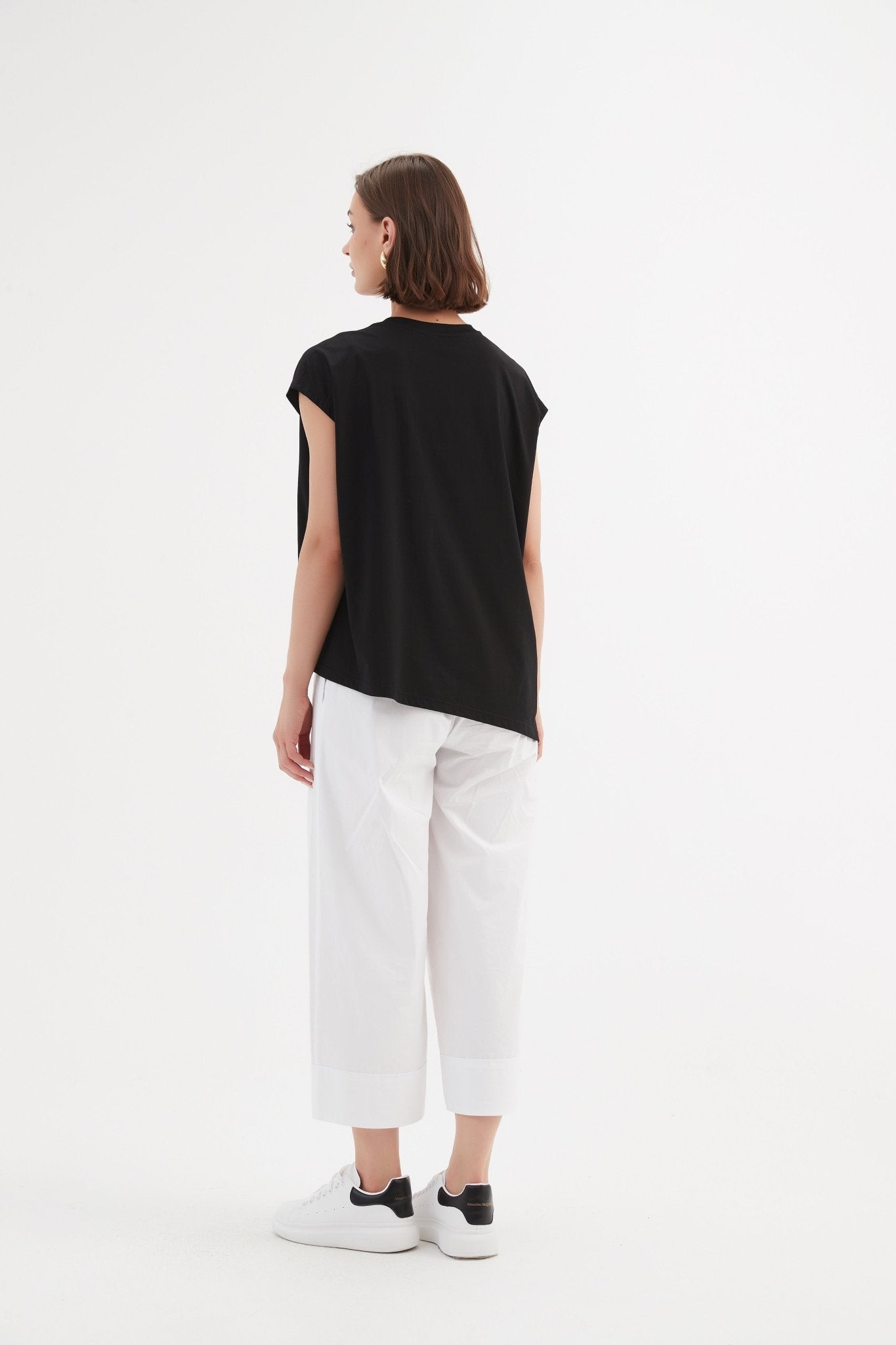 TirelliTirelli Asymmetric Seam Tee BlackClothingBlack - Blue Water Clothing