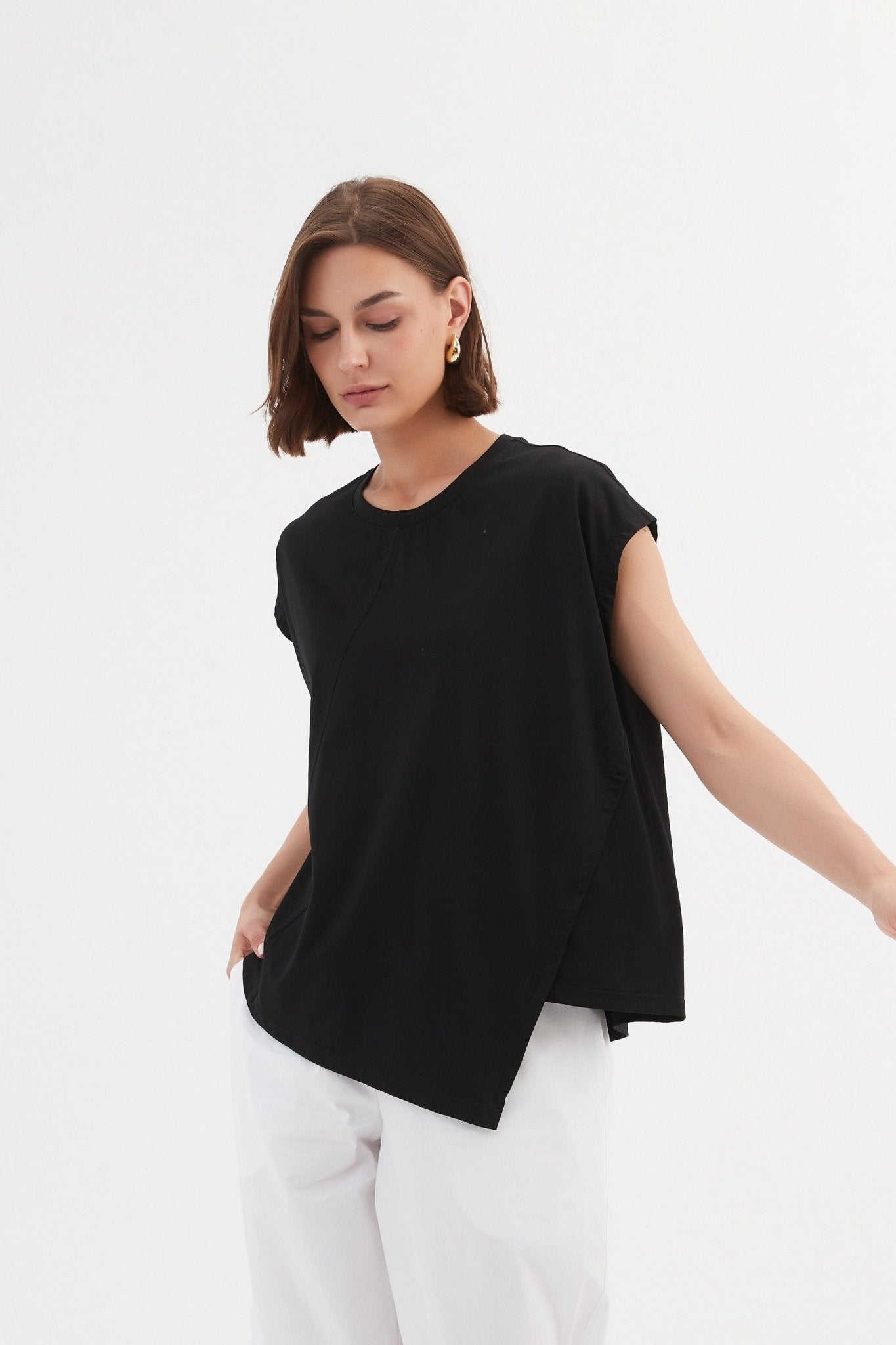 TirelliTirelli Asymmetric Seam Tee BlackClothingBlack - Blue Water Clothing