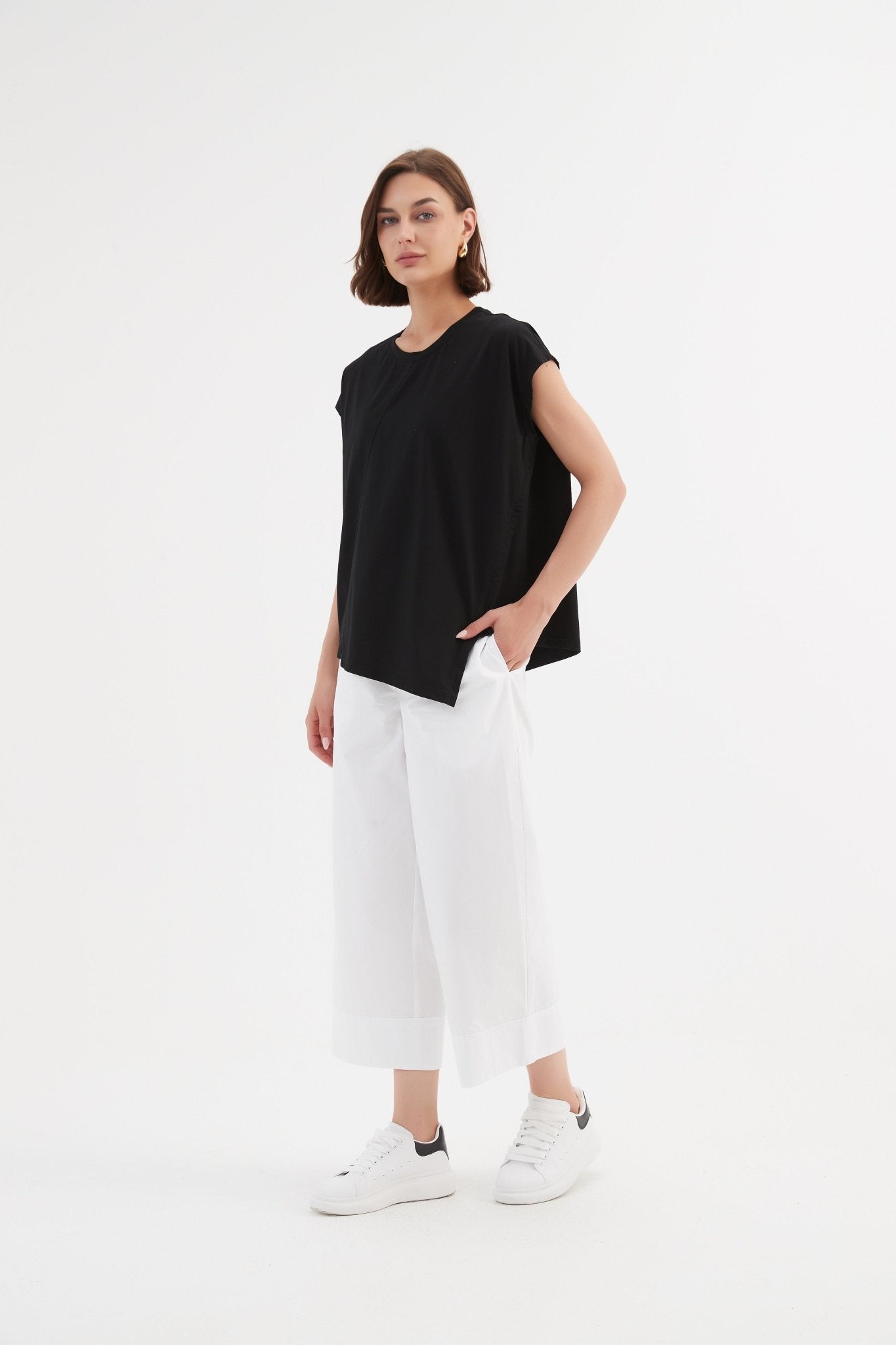 TirelliTirelli Asymmetric Seam Tee BlackClothingBlack - Blue Water Clothing