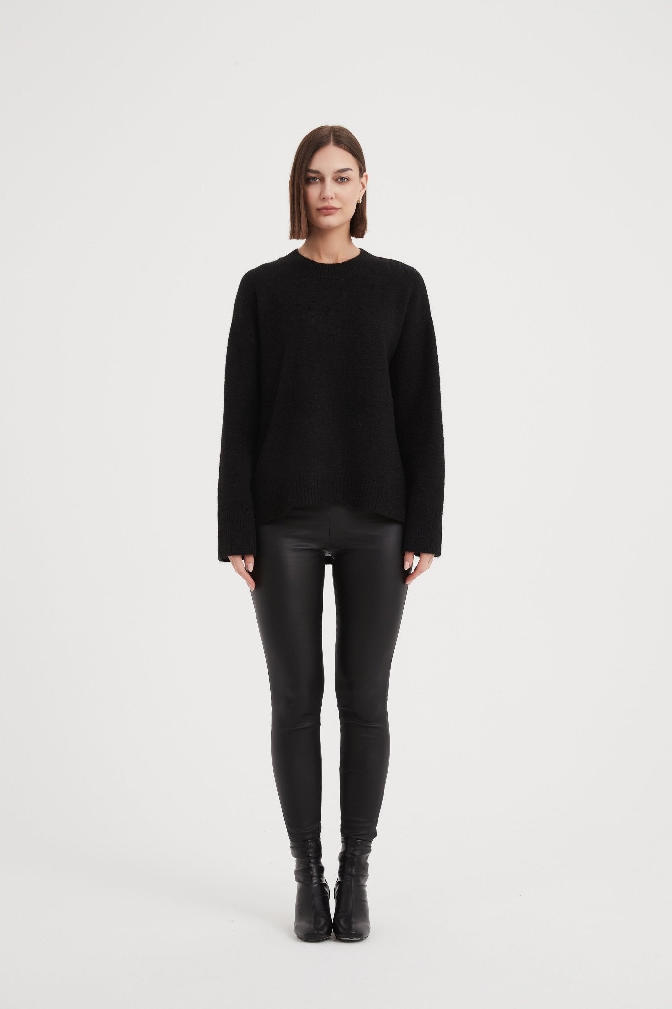 TirelliTirelli Basic Knit Sweater NewClothingBlack - Blue Water Clothing