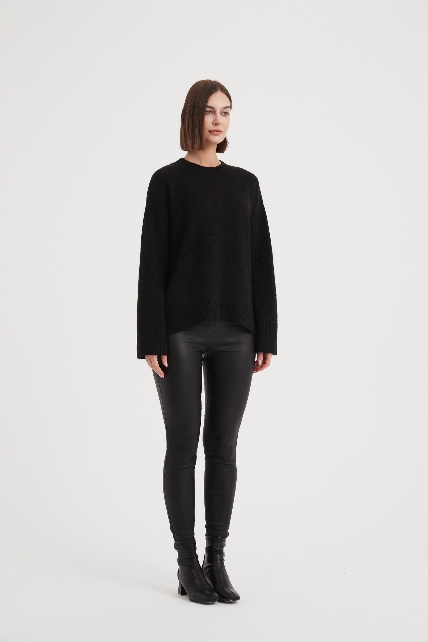 TirelliTirelli Basic Knit Sweater NewClothingBlack - Blue Water Clothing