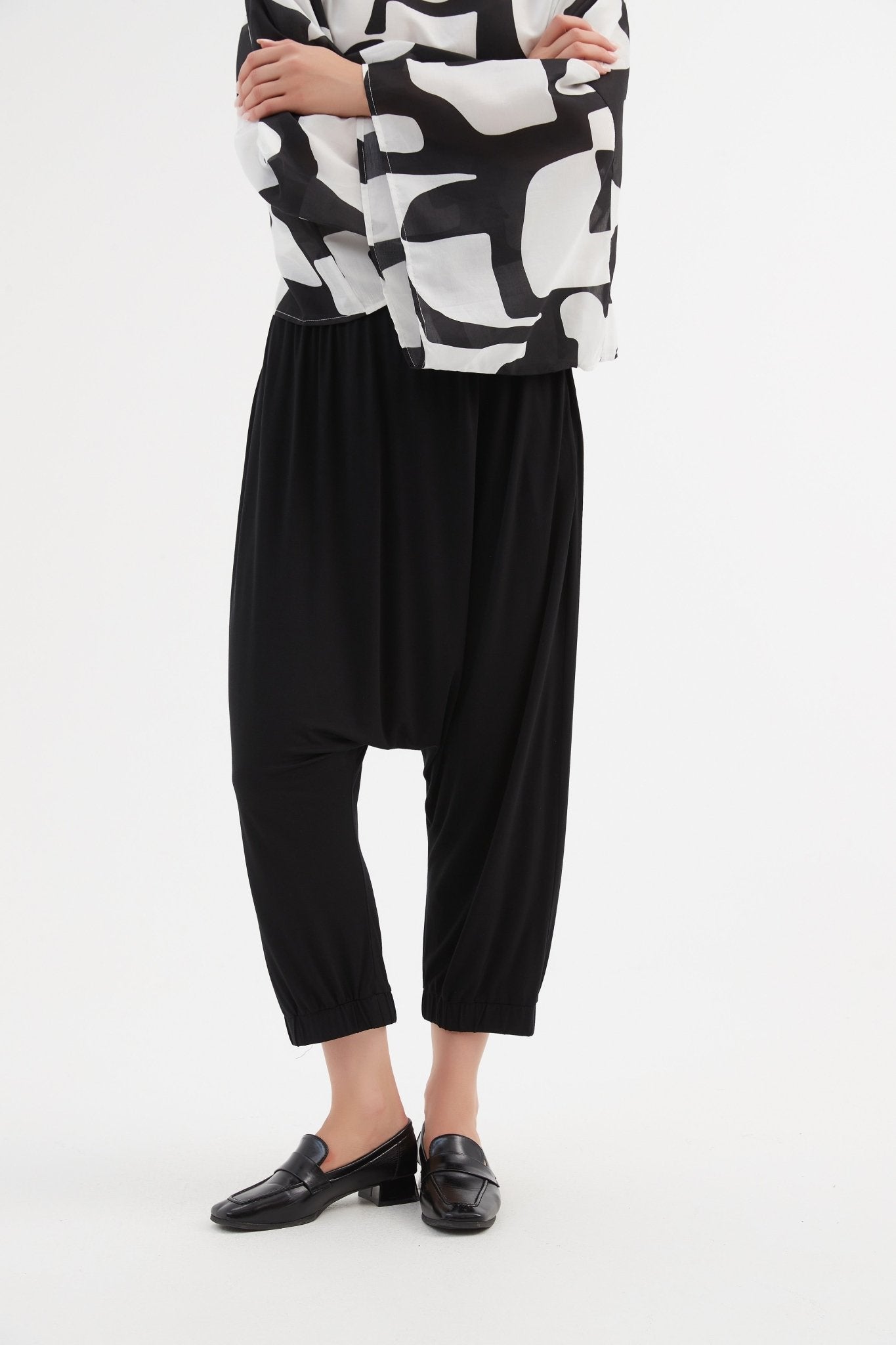 TirelliTirelli Drop Crotch Pant BlackClothingBlack - Blue Water Clothing