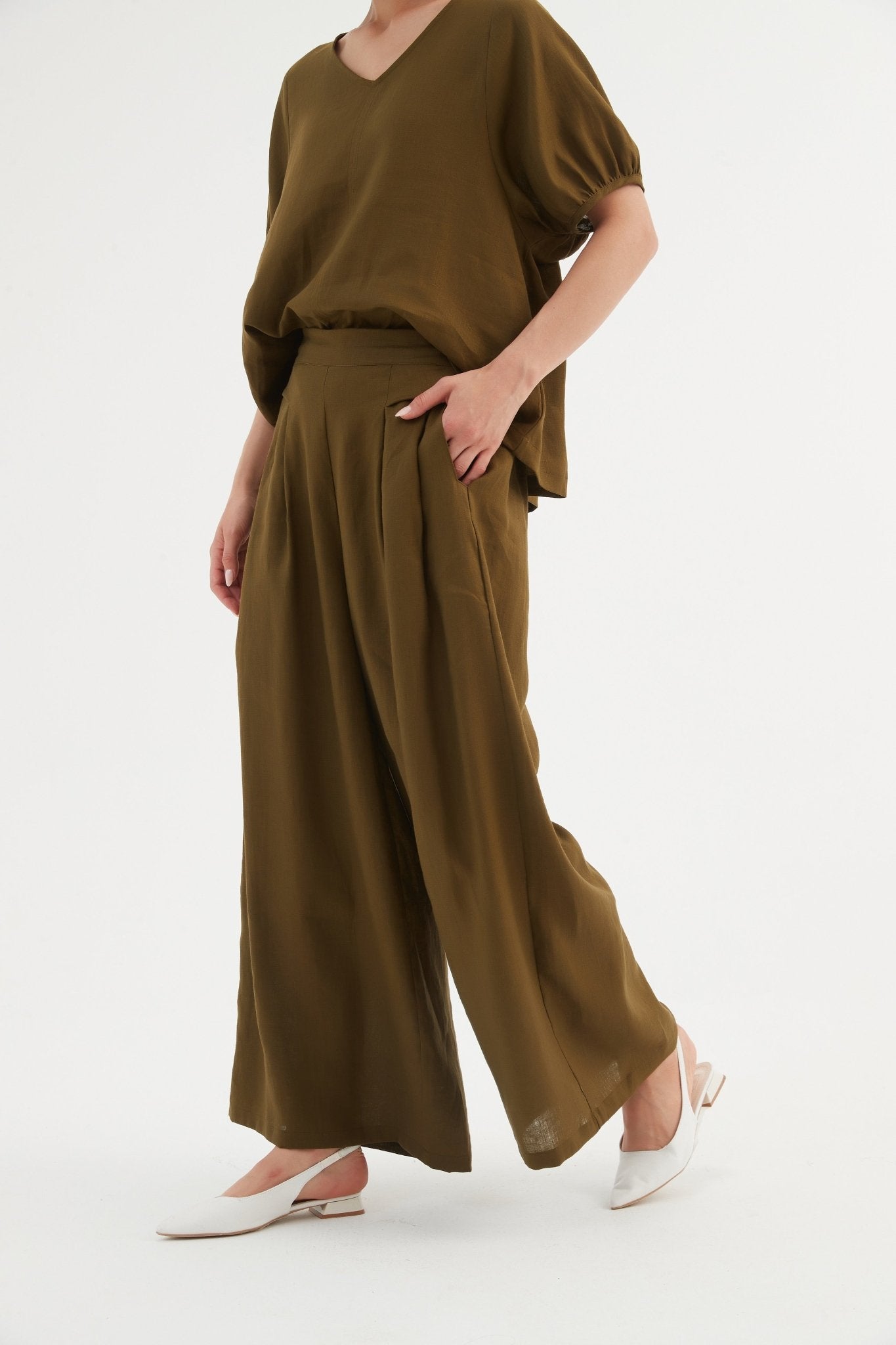TirelliTirelli Pleat Front Palazzo Pant 100% Linen Dark Moss*ClothingBlack - Blue Water Clothing