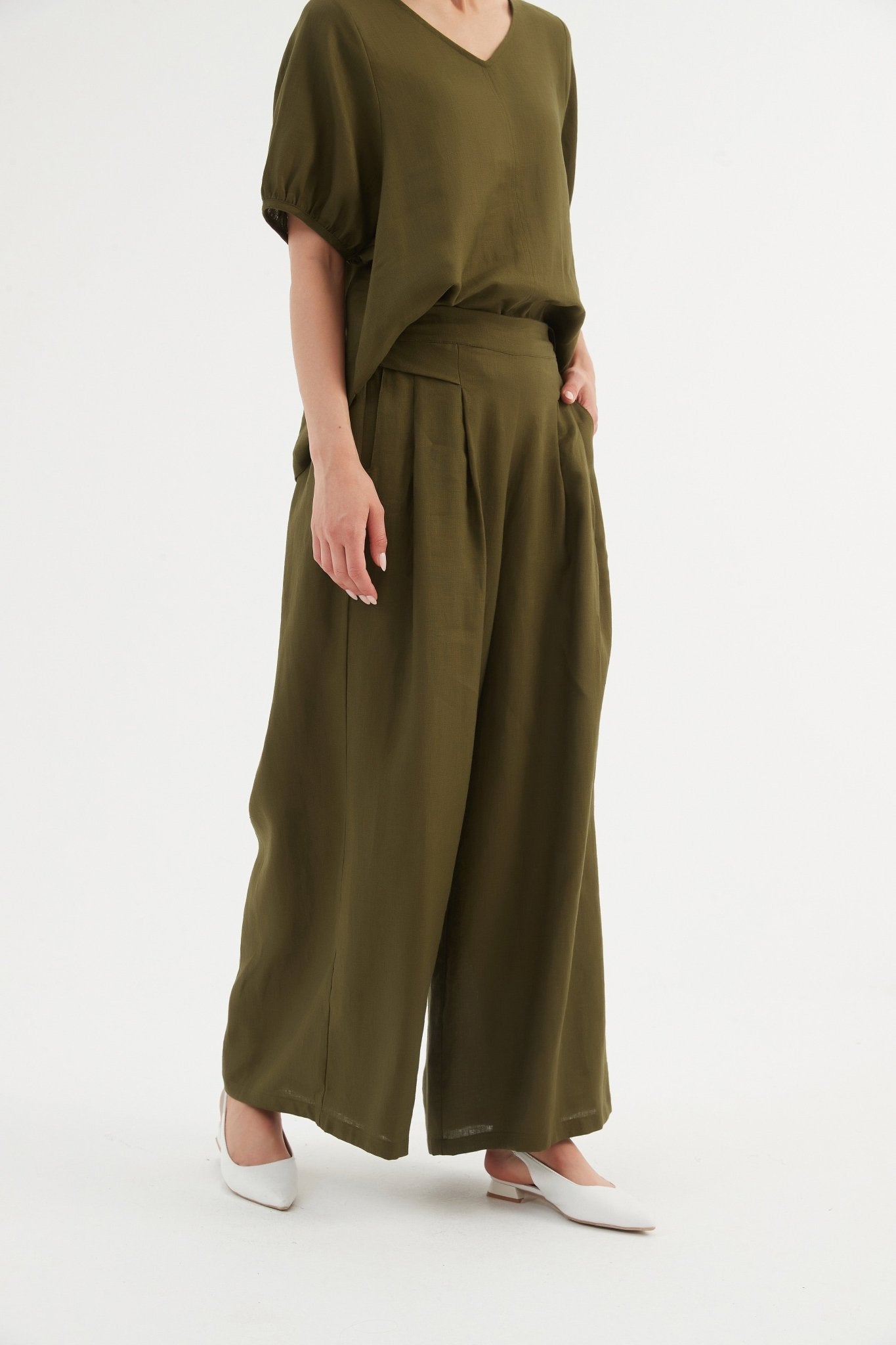 TirelliTirelli Pleat Front Palazzo Pant 100% Linen Dark Moss*ClothingBlack - Blue Water Clothing