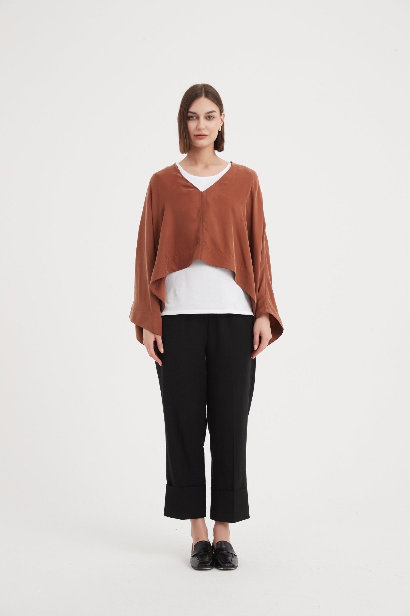 TirelliTirelli V - Neck Oversized Layer TopClothingMocha - Blue Water Clothing
