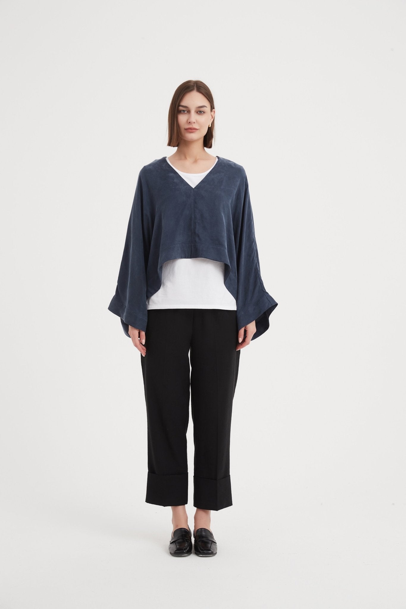 TirelliTirelli V - Neck Oversized Layer TopClothingBlack - Blue Water Clothing