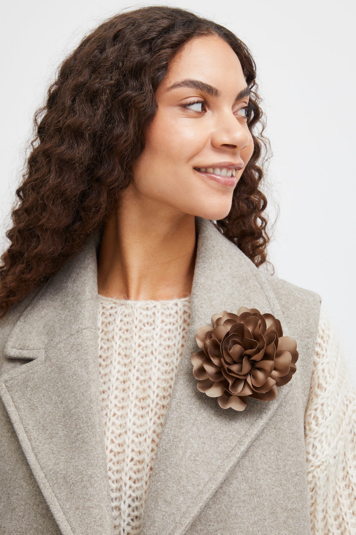 b.youngVelse FlowerAccessories - Blue Water Clothing