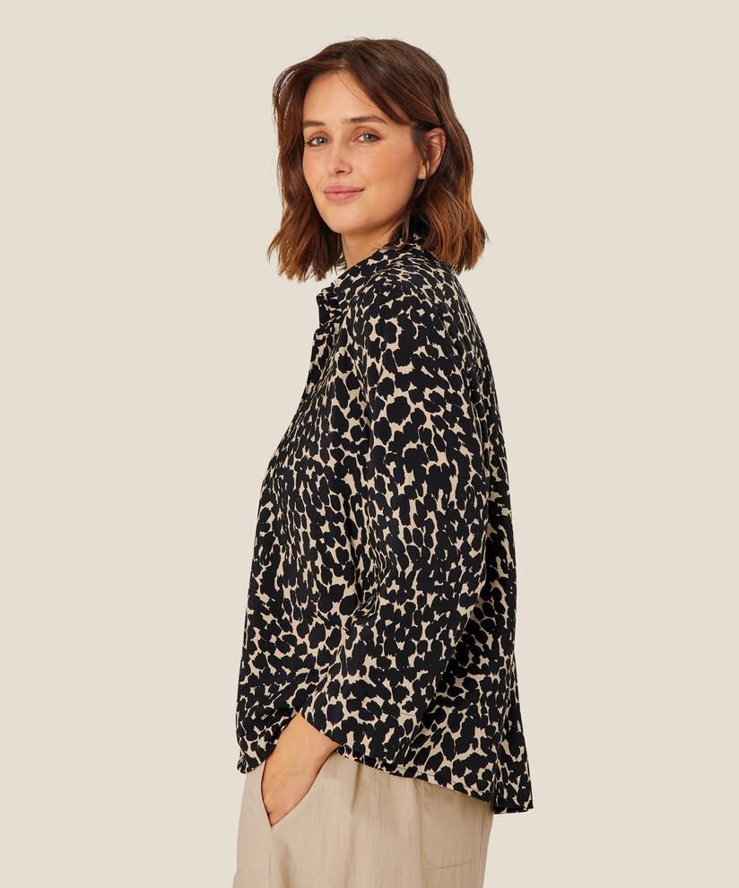 Iduki Leopard Print Shirt