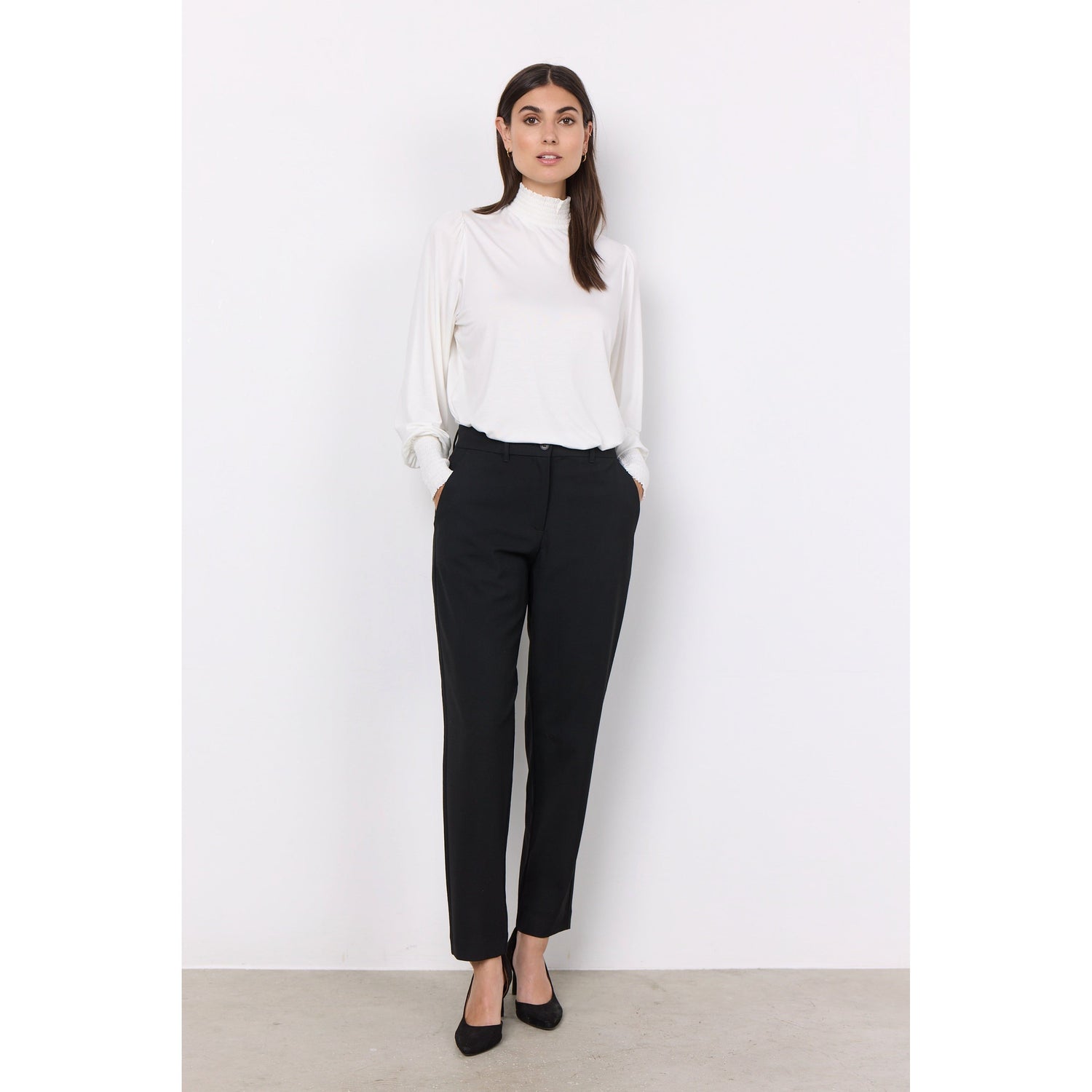 Gilli 5-B Trousers