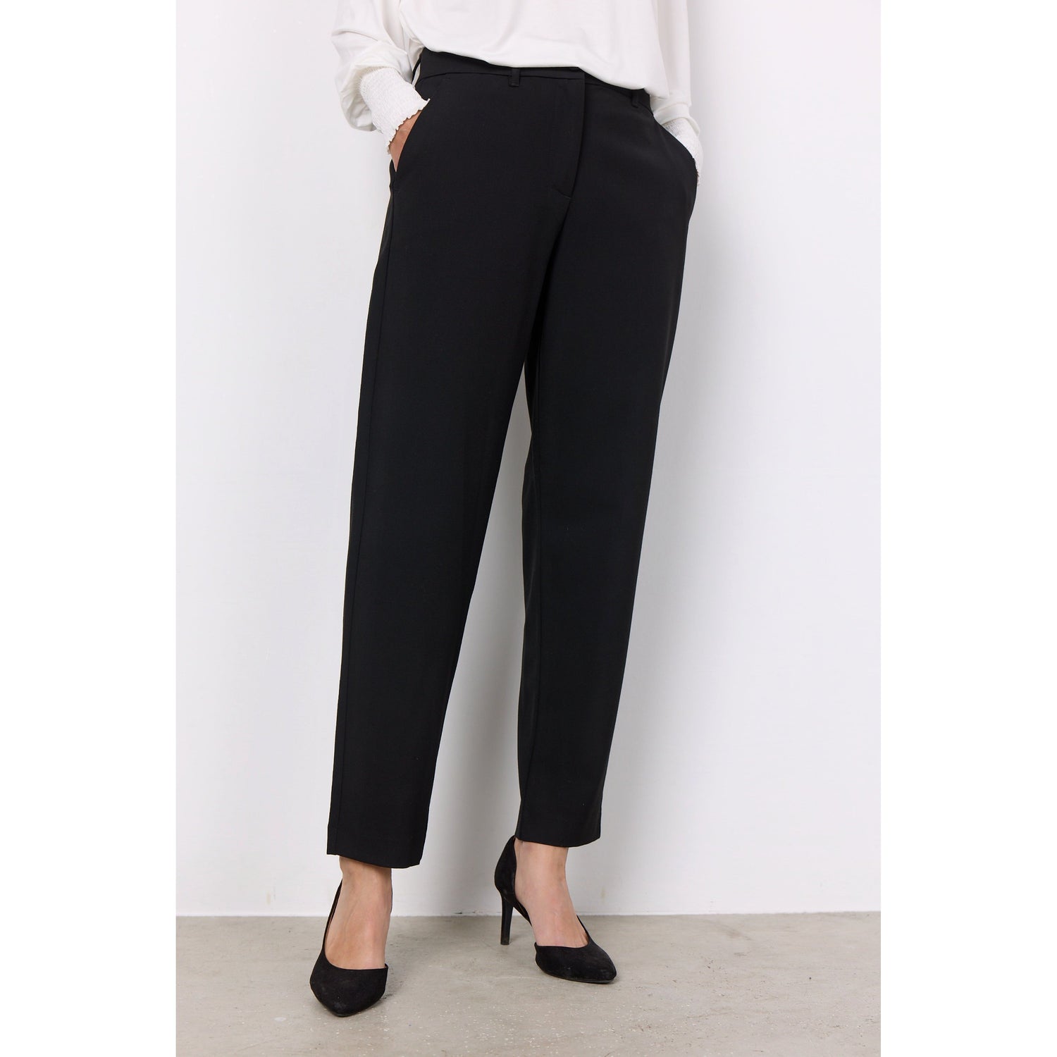 Gilli 5-B Trousers