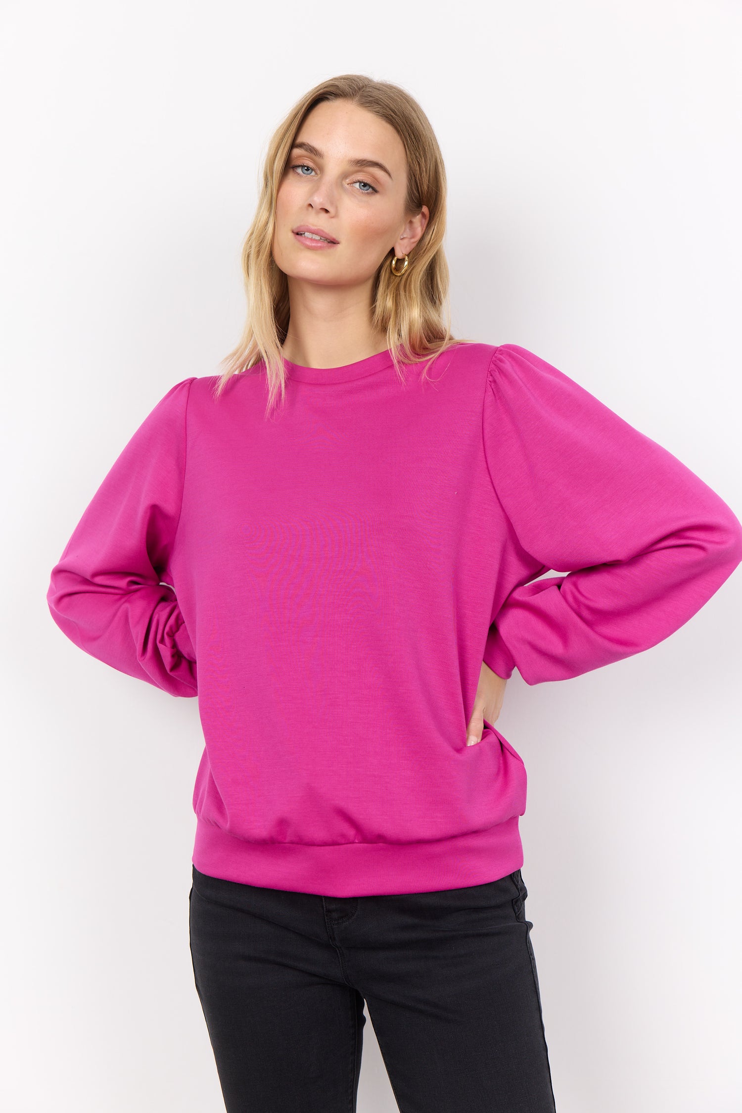 Banu 120 Sweatshirt