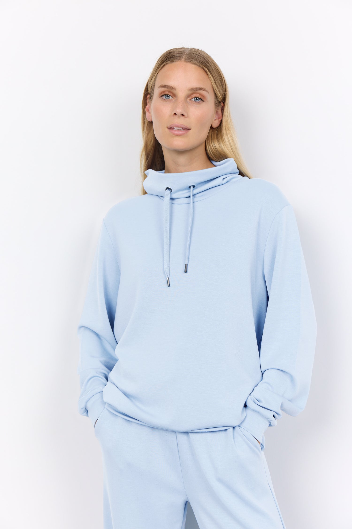 Banu 125 Sweatshirt