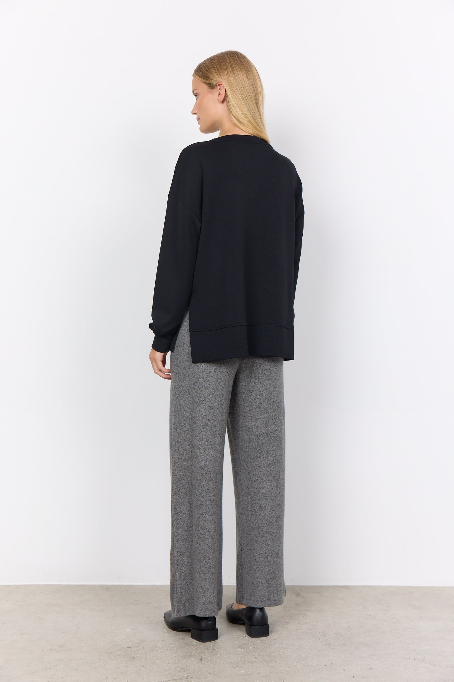 Banu 164 Sweatshirt