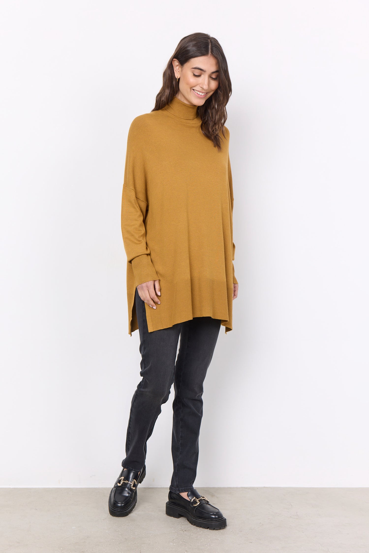 Dollie 719 High Neck Top