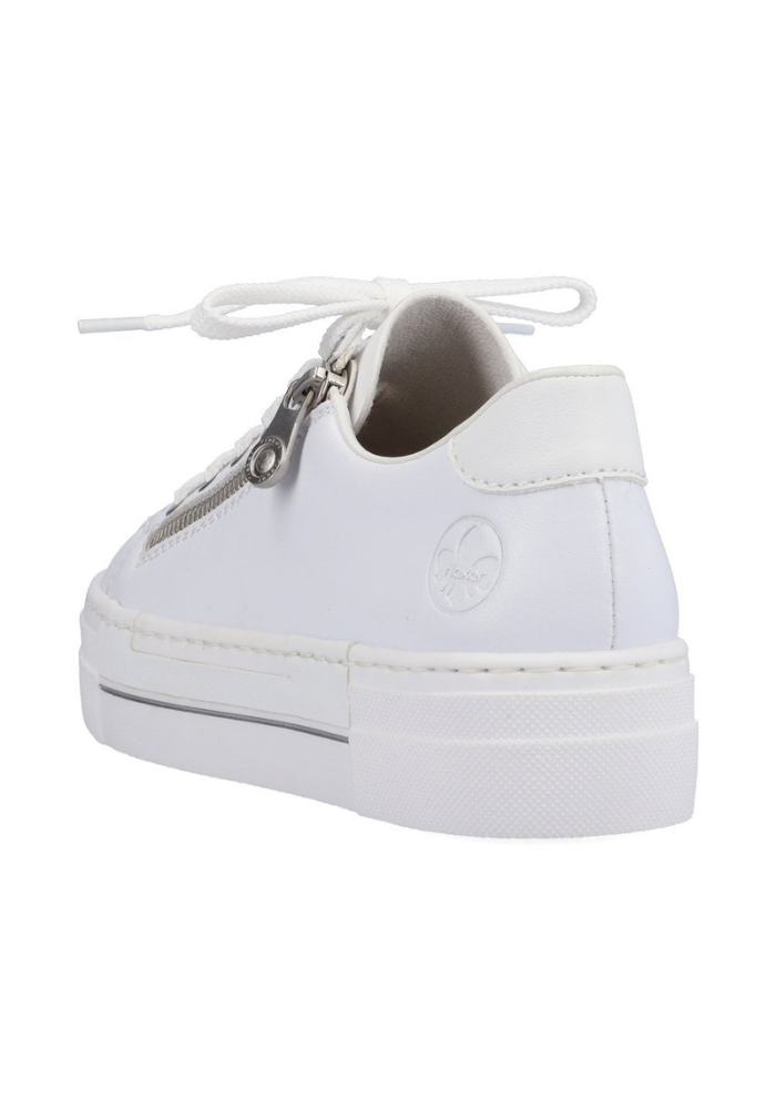 Zip Close Trainers