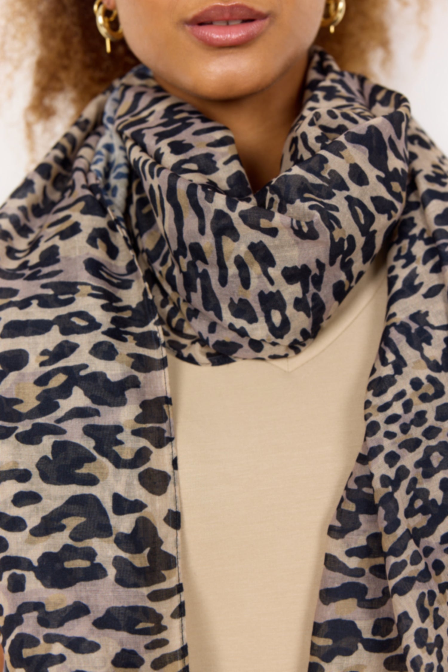 Soya Concept Primmi 1 Leopard Scarf