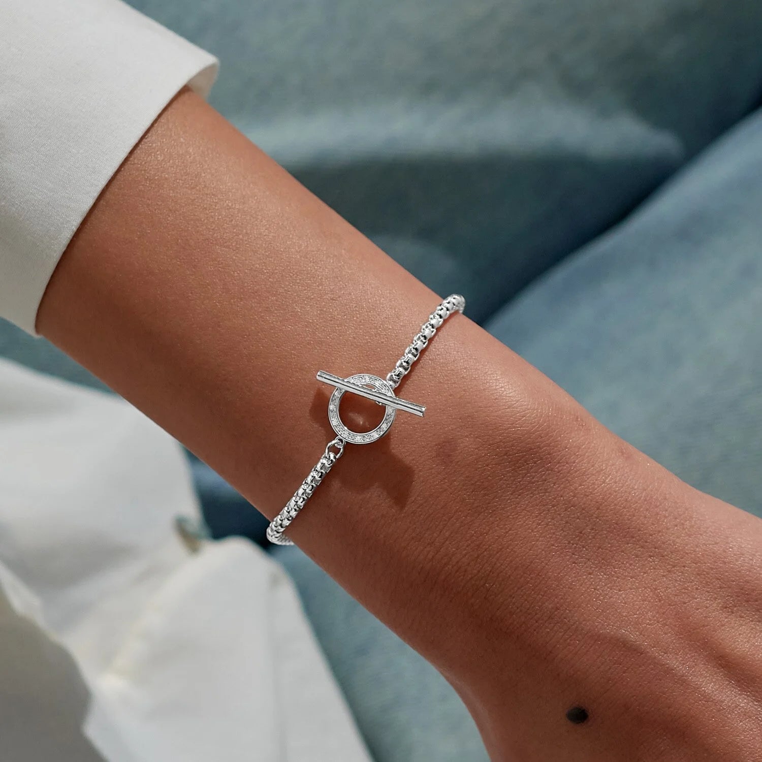 Joma Jewellery Evermore Circle T-Bar Bracelet