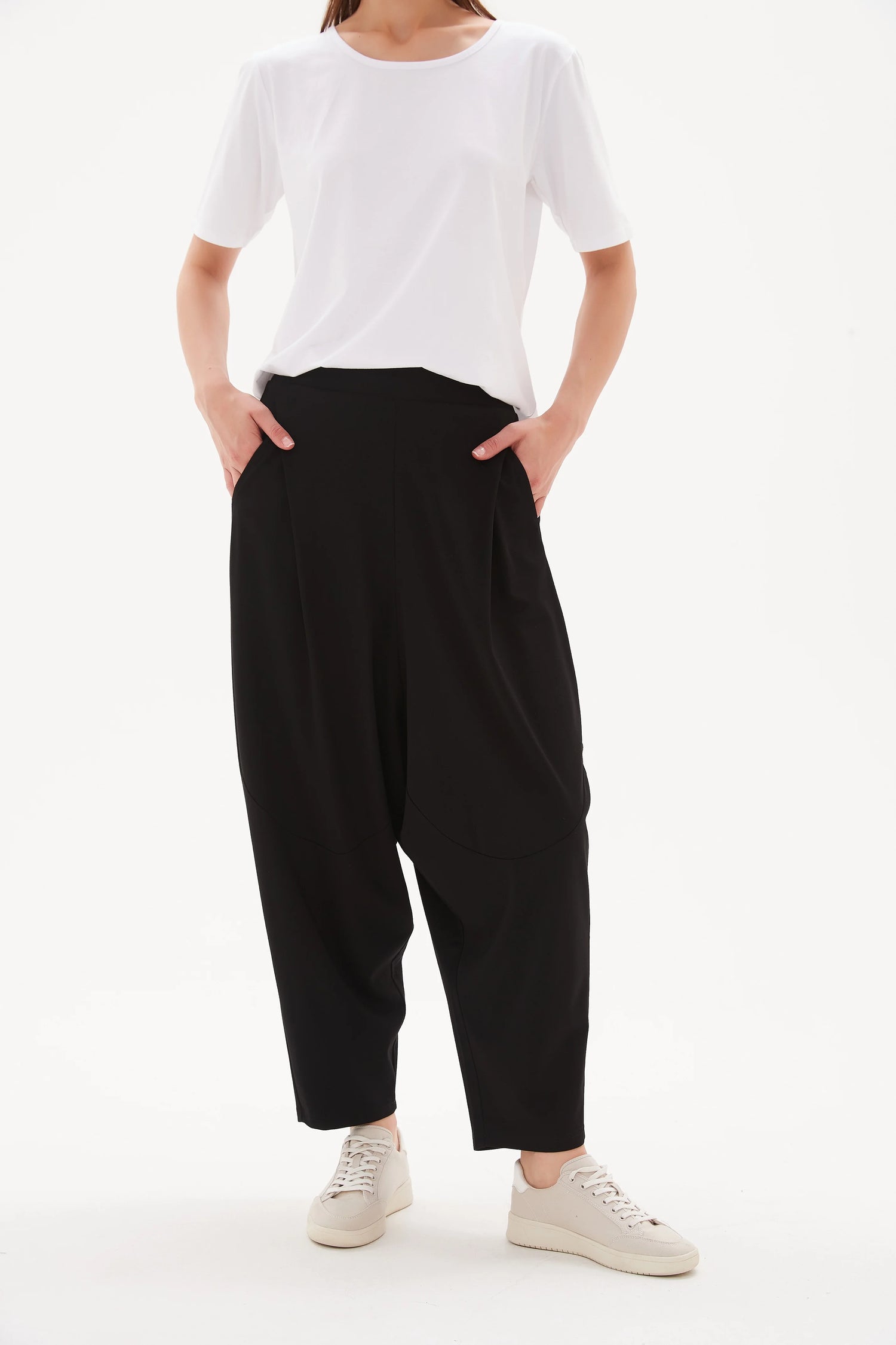 Drop Crotch Volume Pant