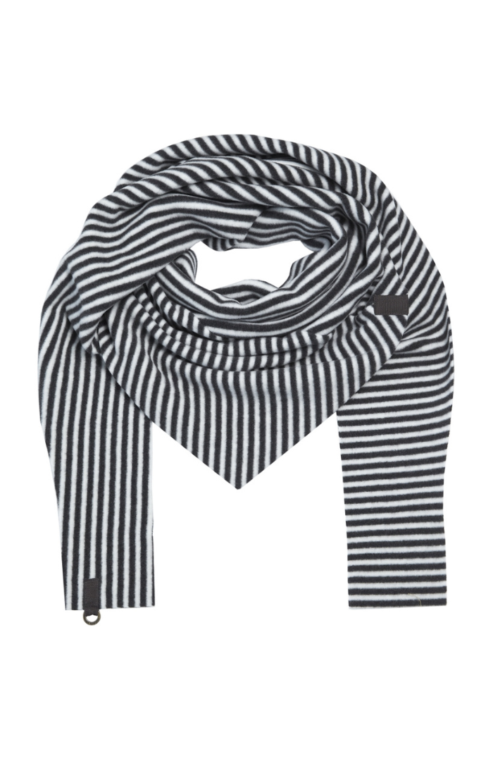 Henriette Steffensen 4051 Triangle Scarf