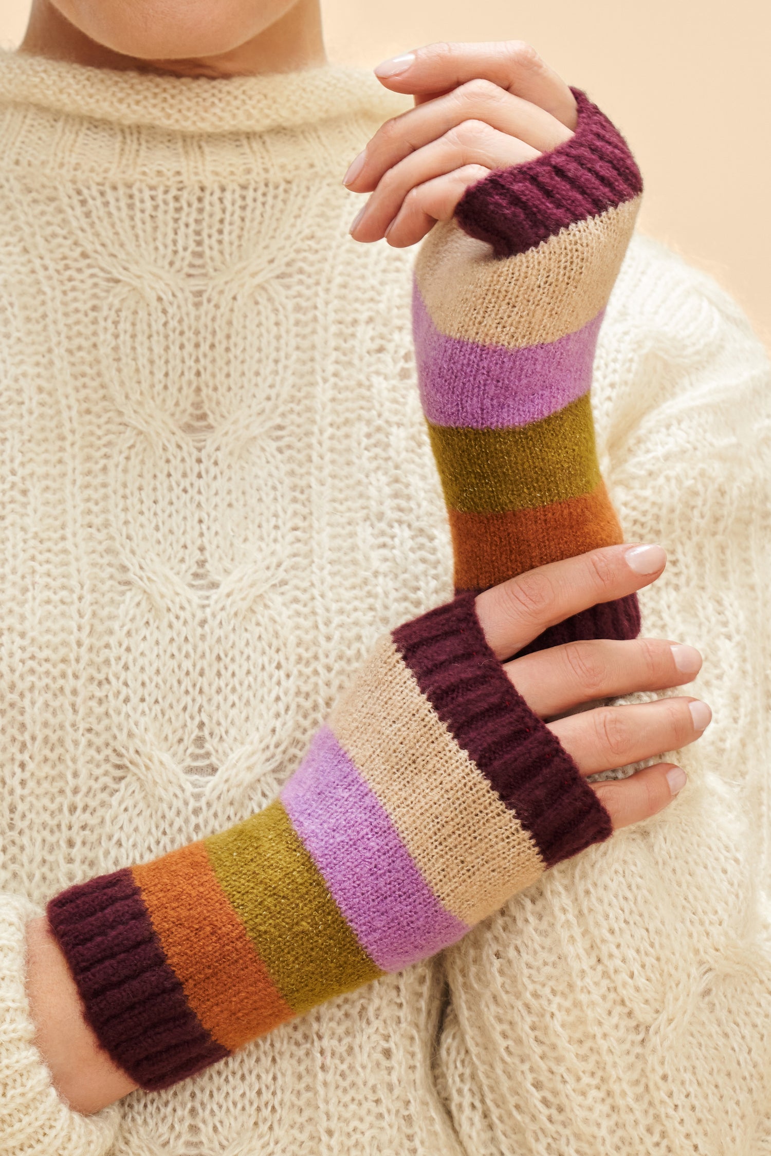 Lilia Wrist Warmers