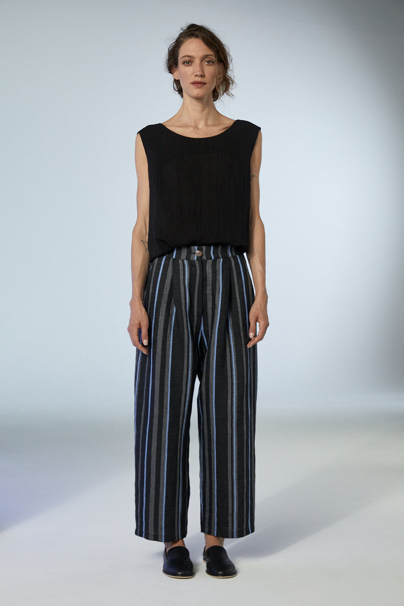 Neirami Trousers With Pleats