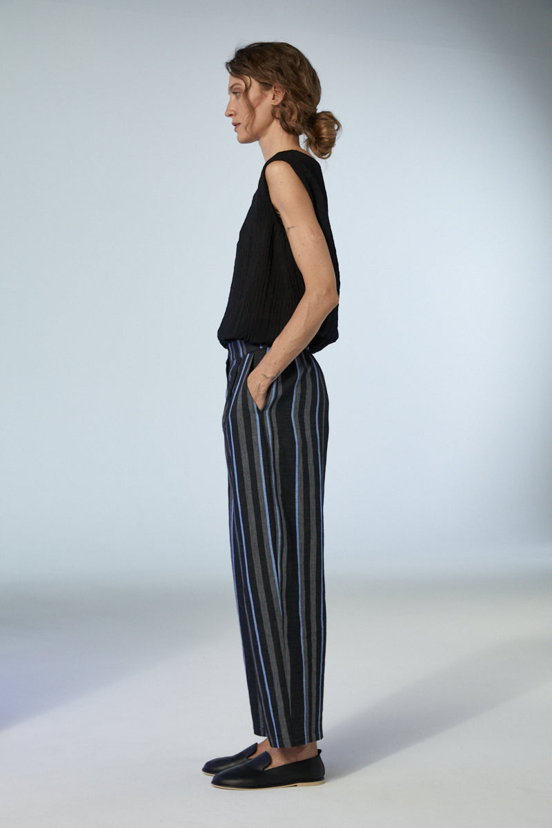 Neirami Trousers With Pleats