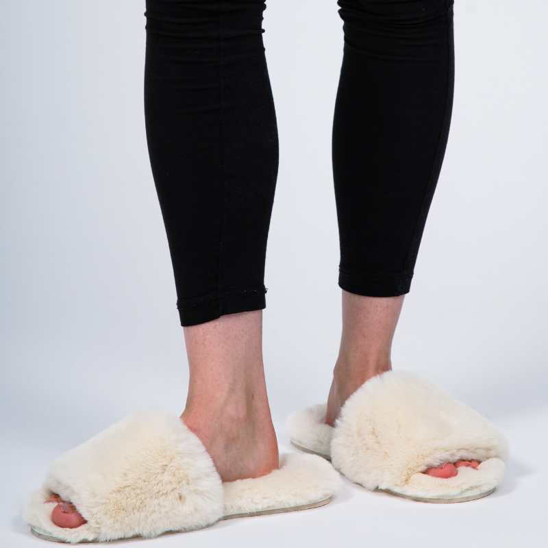 Faux Fur Single Strap Sliders