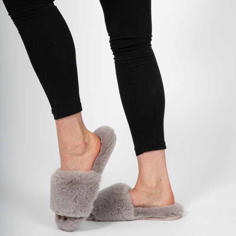 Faux Fur Single Strap Sliders