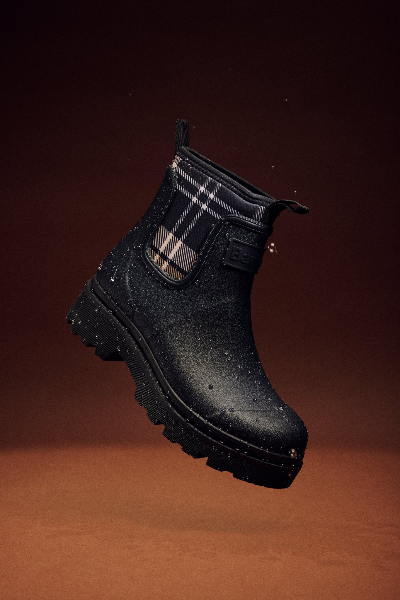 BarbourBarbour Cynthia Chelsea WellyBootsDK Navy/Birchwood - Blue Water Clothing