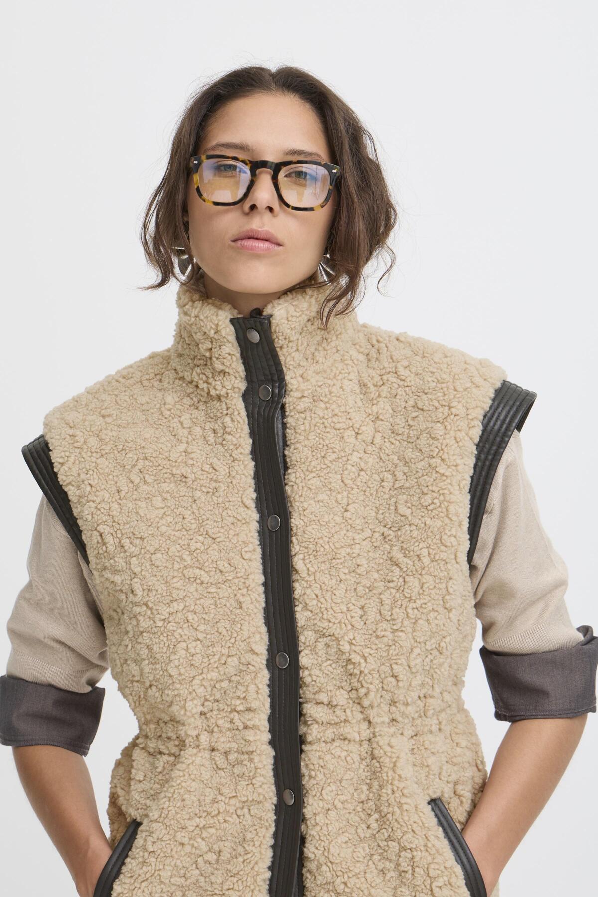 b.youngb.young BYAnamaj Waistcoat 2 HumusClothingHumus - Blue Water Clothing