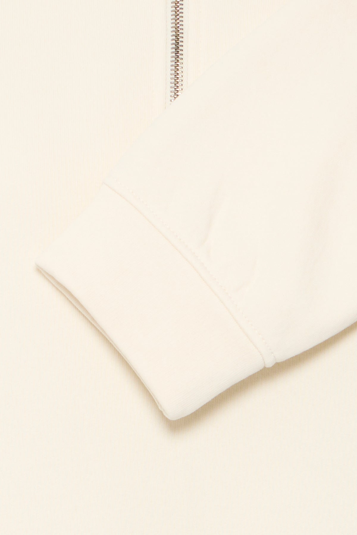 b.youngb.young BYSolle Cropped Sweatshirt BirchTopsBirch - Blue Water Clothing