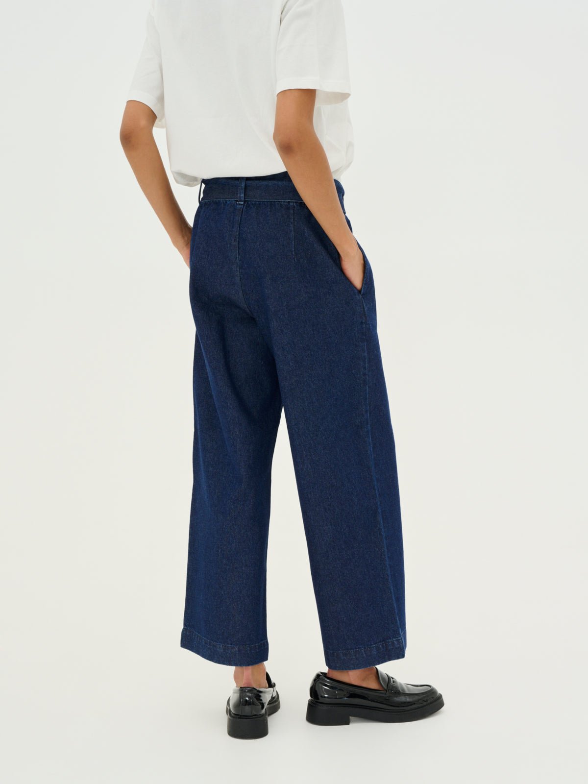 CultureCulture CUbink Roselle Cropped PantsClothingDark Blue Wash - Blue Water Clothing