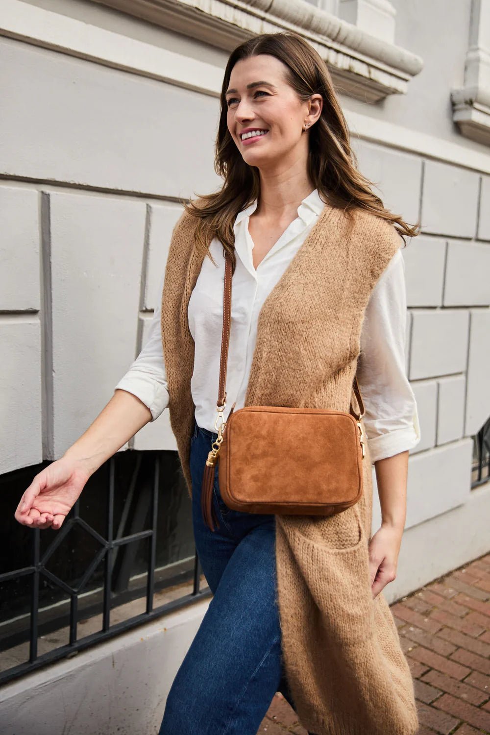 Elie BeaumontElie Beaumont Suede Crossbody BagAccessories - Blue Water Clothing